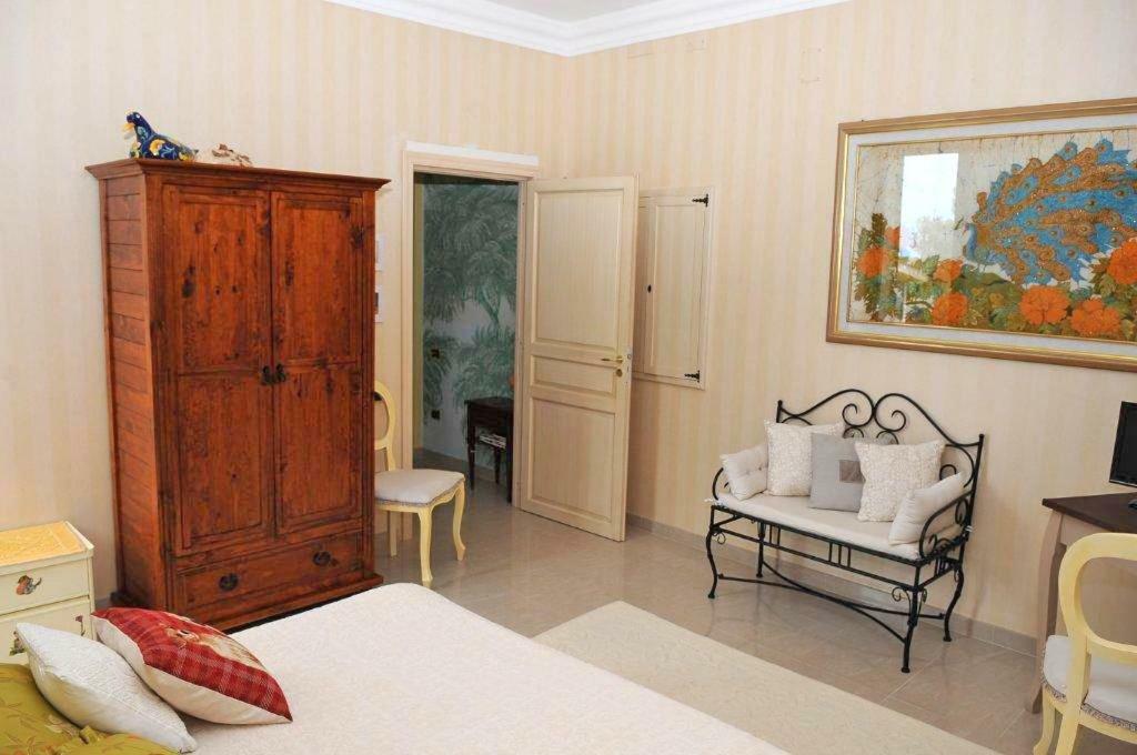 Villa Desideria B&B Capitana Ngoại thất bức ảnh